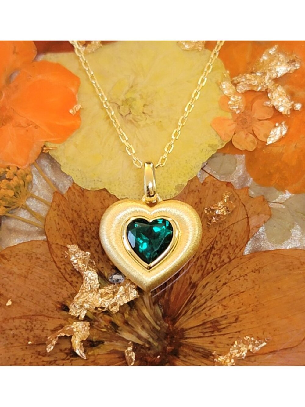 LEONIDS 14K Gold Heart Necklace 1CT Lab-Grown Emerald NWT